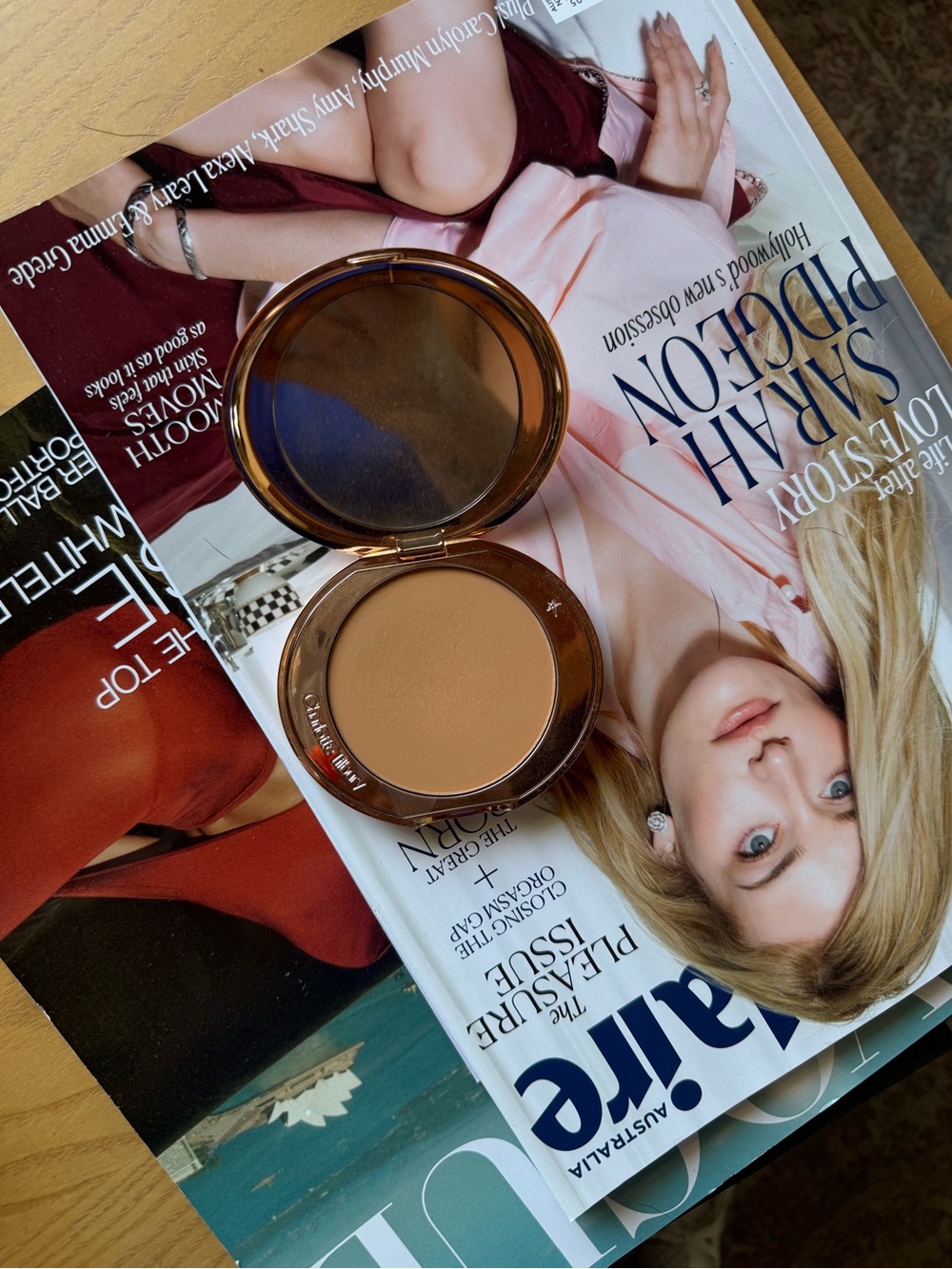 Pressed Face Powder Compact - Beige Finish